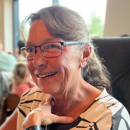 Miss Susan Rogers